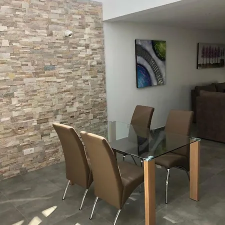 Casa Mercedes Villa Playa Blanca