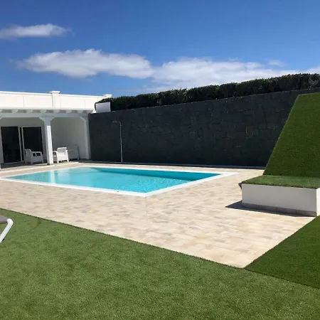 Casa Mercedes Playa Blanca